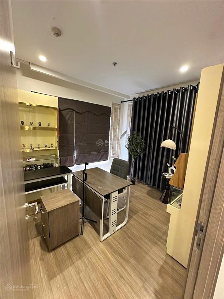 Căn hộ chung cư vinhomes smart city, bán gấp, 4,3 tỷ, 64m2