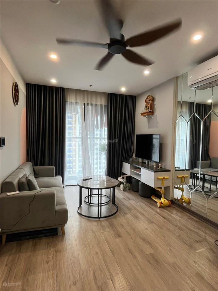 Hot! 2pn1vs 43m2 giá chỉ 9 tr/tháng vinhomes smart city