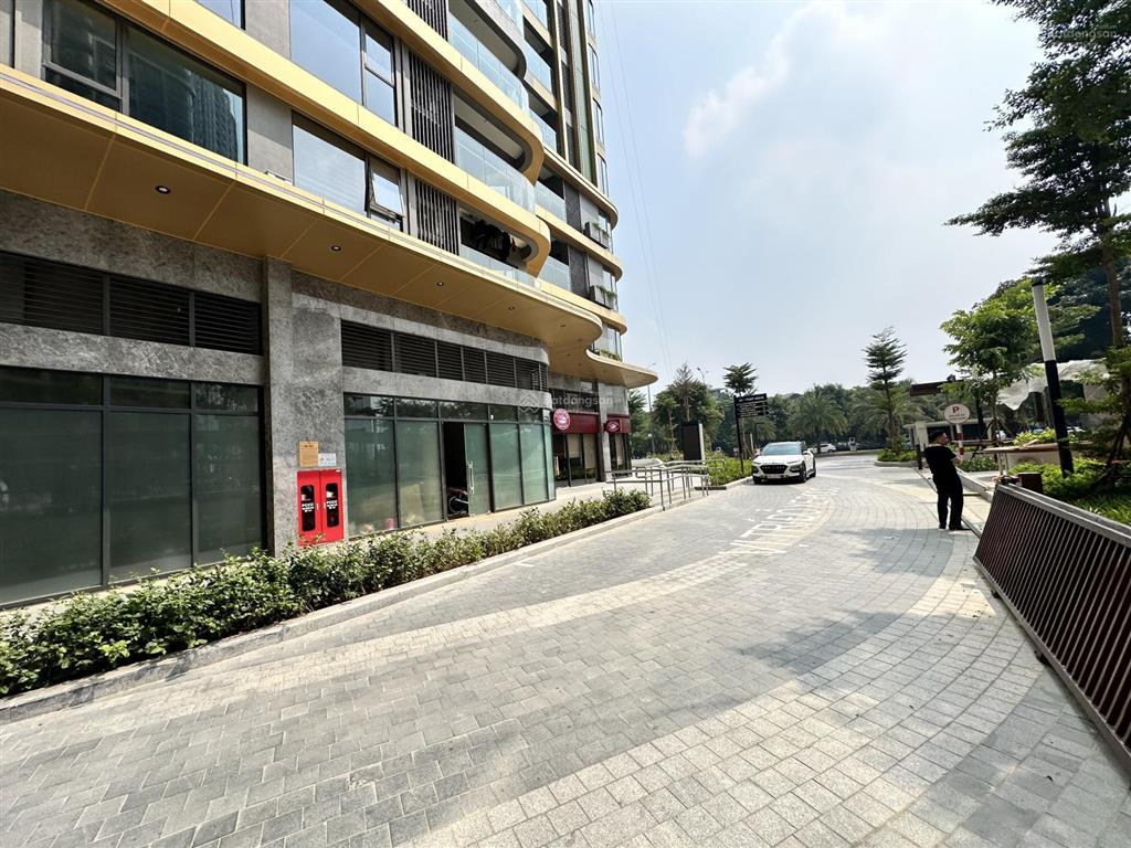 Cho thuê shop mặt sảnh đế chung cư lumier vinhomes smartcity tây mỗ