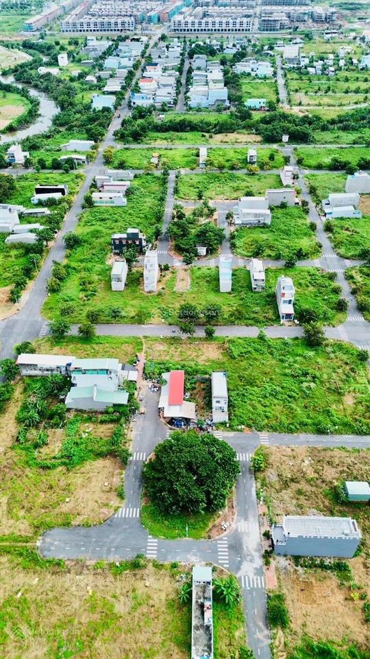 Hàng ngợp t&t thái sơn. 100m2 cần bán nhanh. không cống tụ