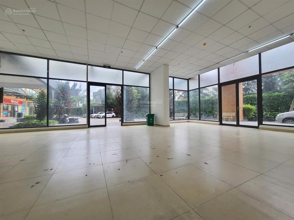 Cho thuê 230m2 shophouse thủ thiêm garden