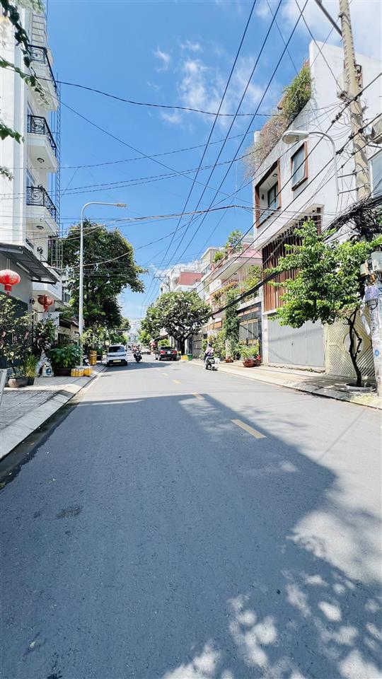 Nhà mặt tiền hẻm kdmb nguyễn hữu tiến, dt 90m2 (4.5x20m) vừa ở vừa kinh doanh. nhỉnh 9 tỷ