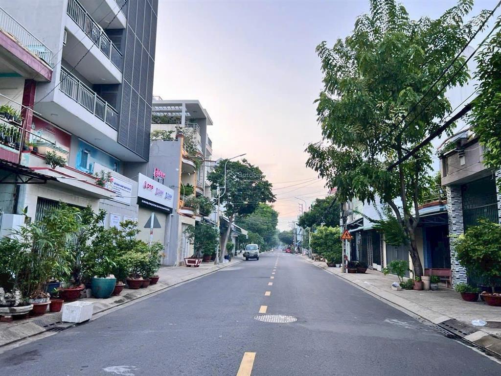 Bán nhà hẻm kdmb 14m như mt nguyễn cửu đàm, ngang 5m dài 17m, vừa ở vừa kinh doanh. chỉ nhỉnh 9 tỷ
