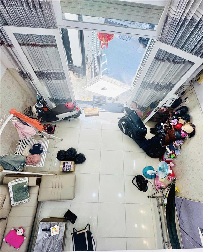 Nhà hxh 6m trịnh đình trọng, sát ngã tư âu cơ & lạc long quân, dt 60m2 (5.5x12m) 3 tầng, 4pn. 9t990