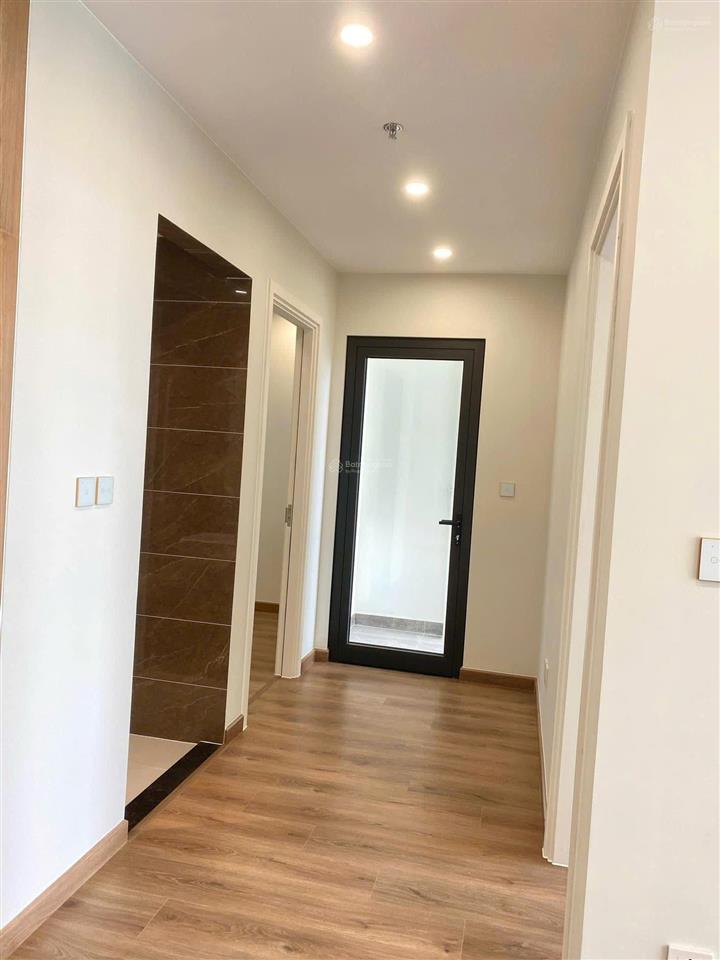 Giá rẻ nhất khu imperia căn 2pn toà i1, 3.8 tỷ, 55m thông thủy, sẵn sổ đỏ, có hỗ trợ vay