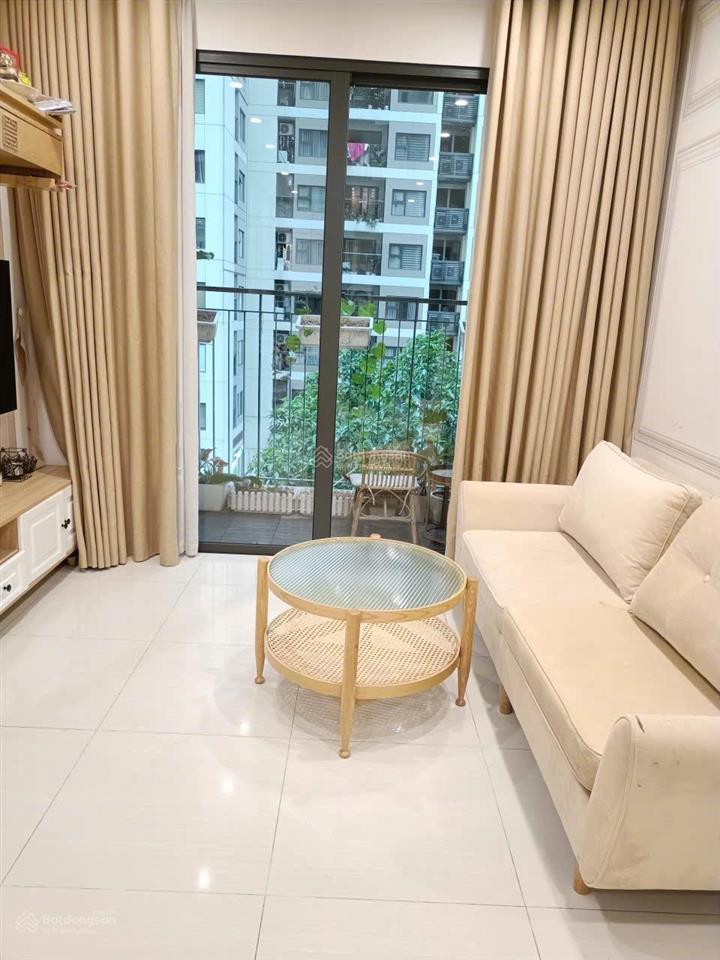 Giá rẻ 2 ngủ 55m toà s303 giá 3,9 tỷ vinhomes smart city sẵn sổ giao dịch