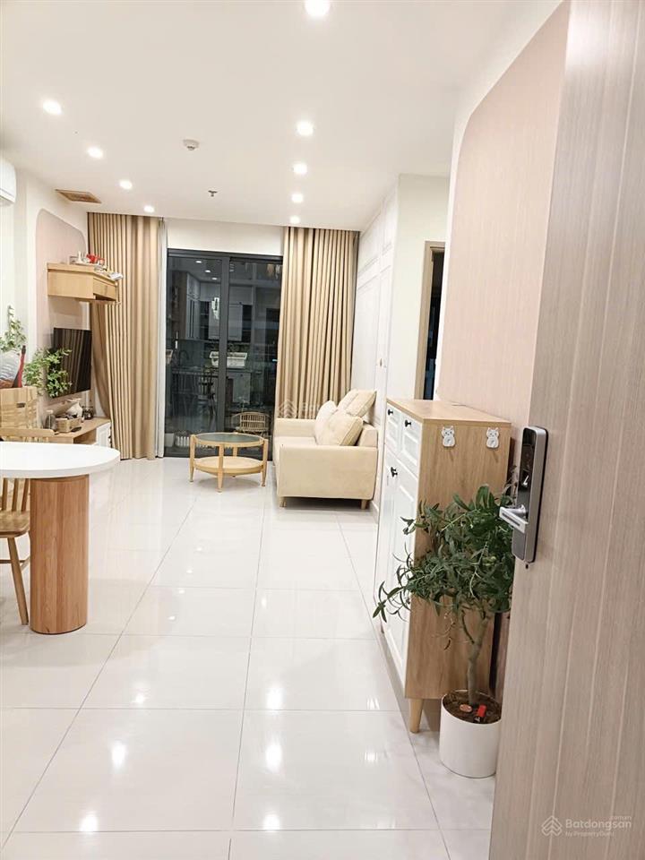 Giá rẻ 2 ngủ 55m toà s303 giá 3,9 tỷ vinhomes smart city sẵn sổ giao dịch