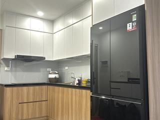 Bán căn góc 2pn+, 5.3 tỷ full nội thất 64m2 tòa i4 vinhomes smart city, sẵn sổ đỏ, có hỗ trợ vay