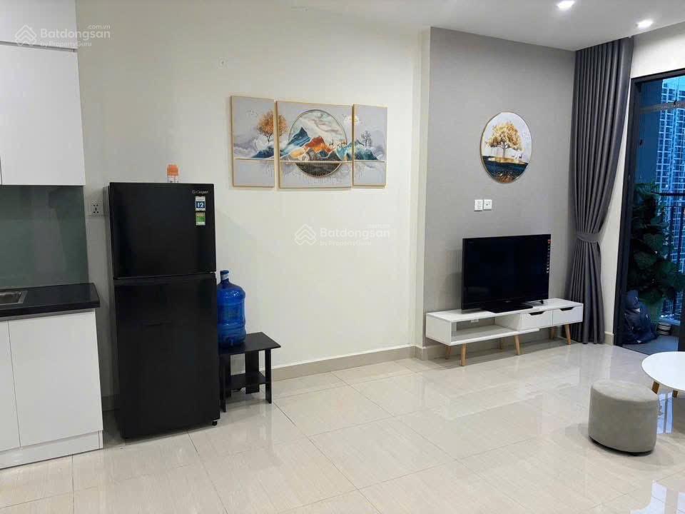 Bán căn 1pn+ 43m 3.3 tỷ tòa s402. giá cho thuê 8.59tr/1 tháng.