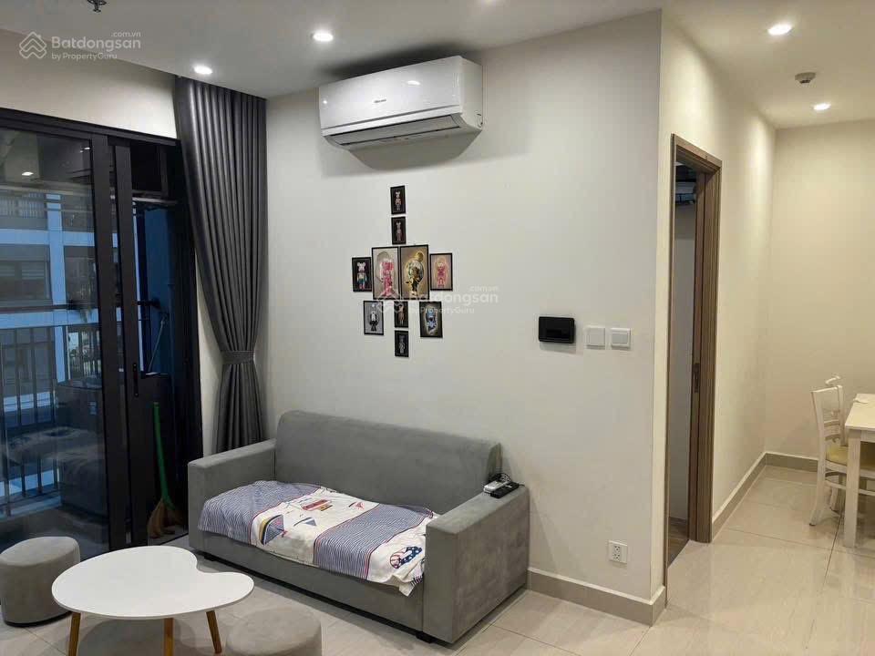 Bán căn 1pn+ 43m 3.3 tỷ tòa s402. giá cho thuê 8.59tr/1 tháng.