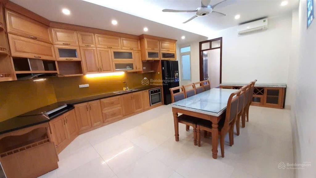 Chính chủ bán nhà mặt phố thụy khuê . hoàng hoa thám . qh ổn định cần bán nhanh  giá đầu tư