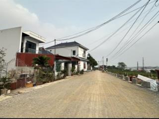 Cần bán hoa hậu 79,7m tại xâm hồng xã mễ sở tiếp giáp vành đai 4!