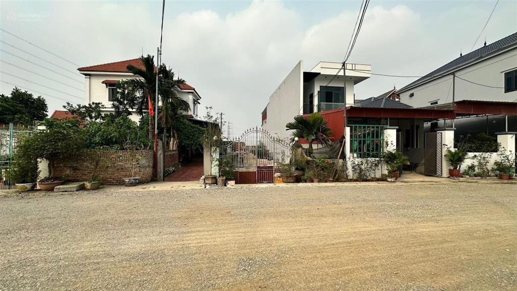 Cần bán hoa hậu 79,7m tại xâm hồng xã mễ sở tiếp giáp vành đai 4!