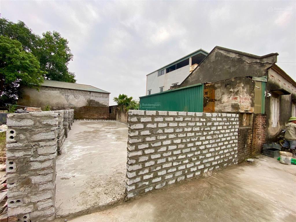 Cần bán hoa hậu thổ cư 70,2m2 giáp đại học bách khoa và sân vận động pvf