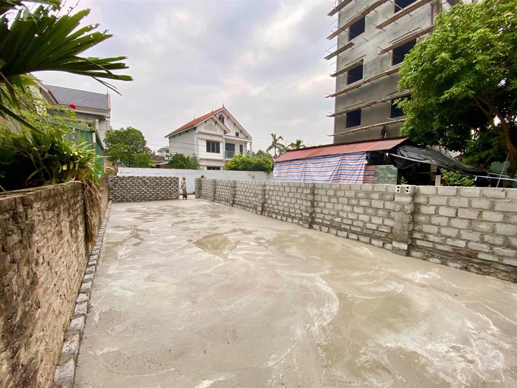 Cần bán hoa hậu thổ cư 70,2m2 giáp đại học bách khoa và sân vận động pvf