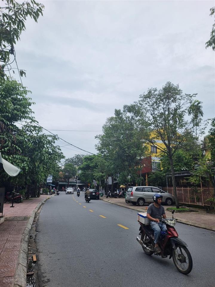 Nhà mặt phố 130.3m2 tại đường 18/8, minh an, hội an, 12 tỷ vnd hàng hot