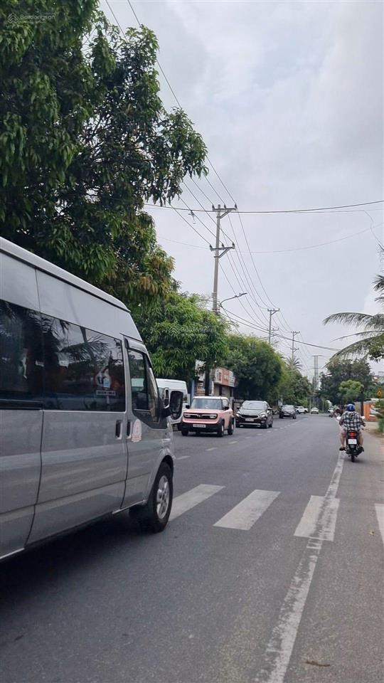 Giá dưới 40tr/m sở hữu ngay mặt tiền hai bà trưng. trung tâm khu du lịch làng rau trà quế.