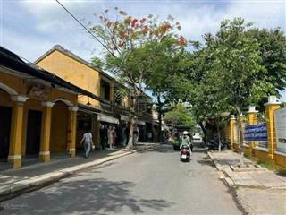 Mặt tiền nguyễn duy hiệu, hội an. sát rạt phố cổ. nơi sản xuất ra tiền