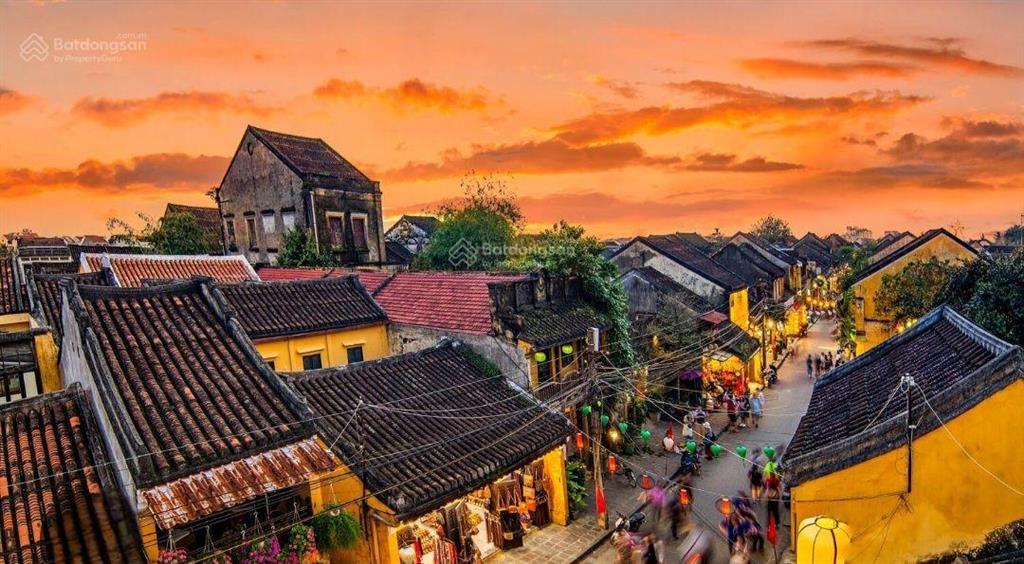 Mặt tiền trần phú, trung tâm phố cổ hội an, hàng độc