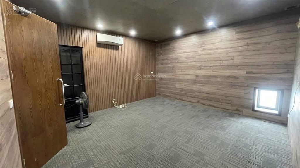 Bán gấp 60m2 đường láng  đống đa, vị trí đẹp, full nội thất, ô tô tránh, gần đh vh nghệ thuật qđ