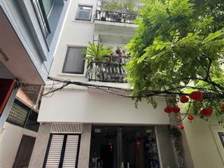 Bán gấp 60m2 đường láng  đống đa, vị trí đẹp, full nội thất, ô tô tránh, gần đh vh nghệ thuật qđ