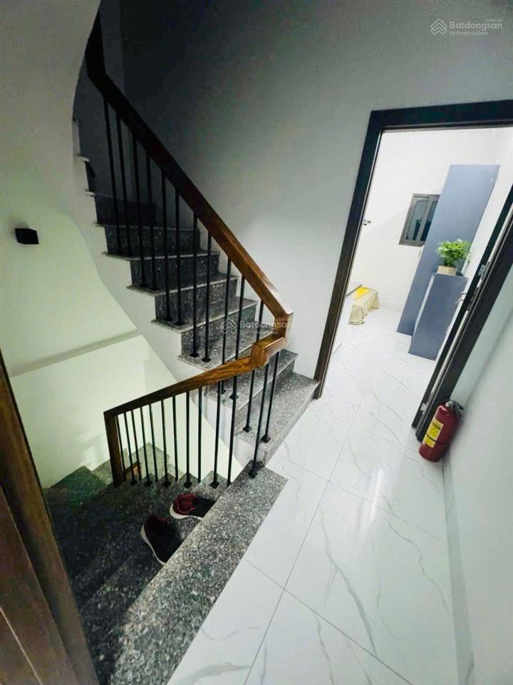 Chdv phú đô nam từ liêm, xây mới thang máy full nội thất, pccc đầy đủ, 30m ra phố gần bv hồng ngọc