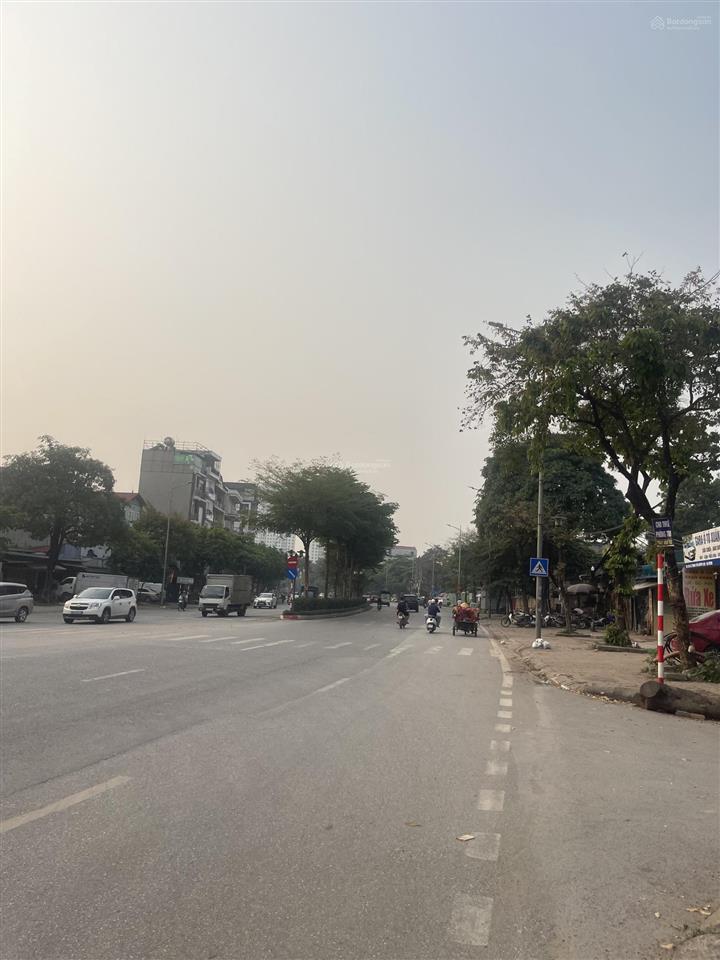 Ô tô đỗ cửa! lê trọng tấn hà đông, lô góc, full nội thất, vị trí đẹp, ngõ thông, gần aeon mall hđ