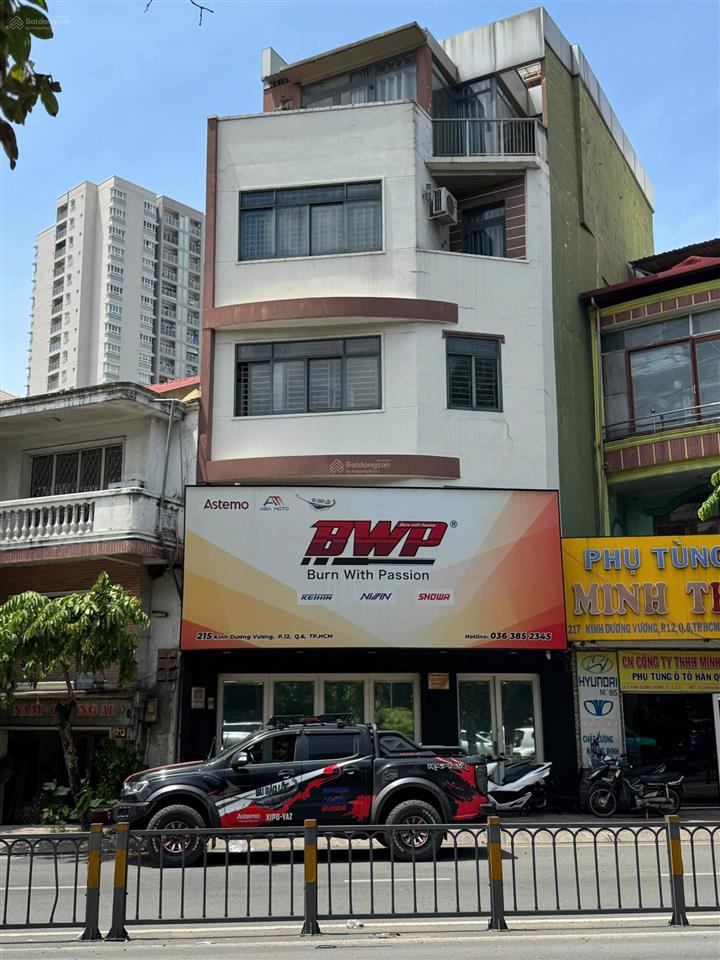 Cho thuê nhà mặt phố 215 kinh dương vương, 45 triệu, 70.5m2, 8pn, 6wc