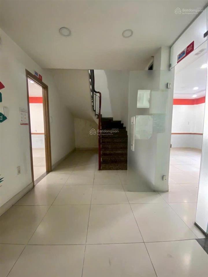 Cho thuê nhà mặt phố 215 kinh dương vương, 45 triệu, 70.5m2, 8pn, 6wc
