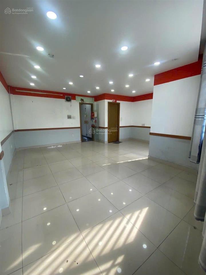 Cho thuê nhà mặt phố 215 kinh dương vương, 45 triệu, 70.5m2, 8pn, 6wc