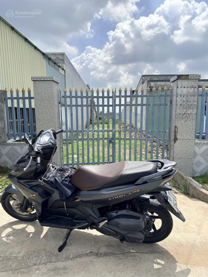 Full thổ cư  mặt tiền đan xe tải  khu đông dân, ko quy hoạch