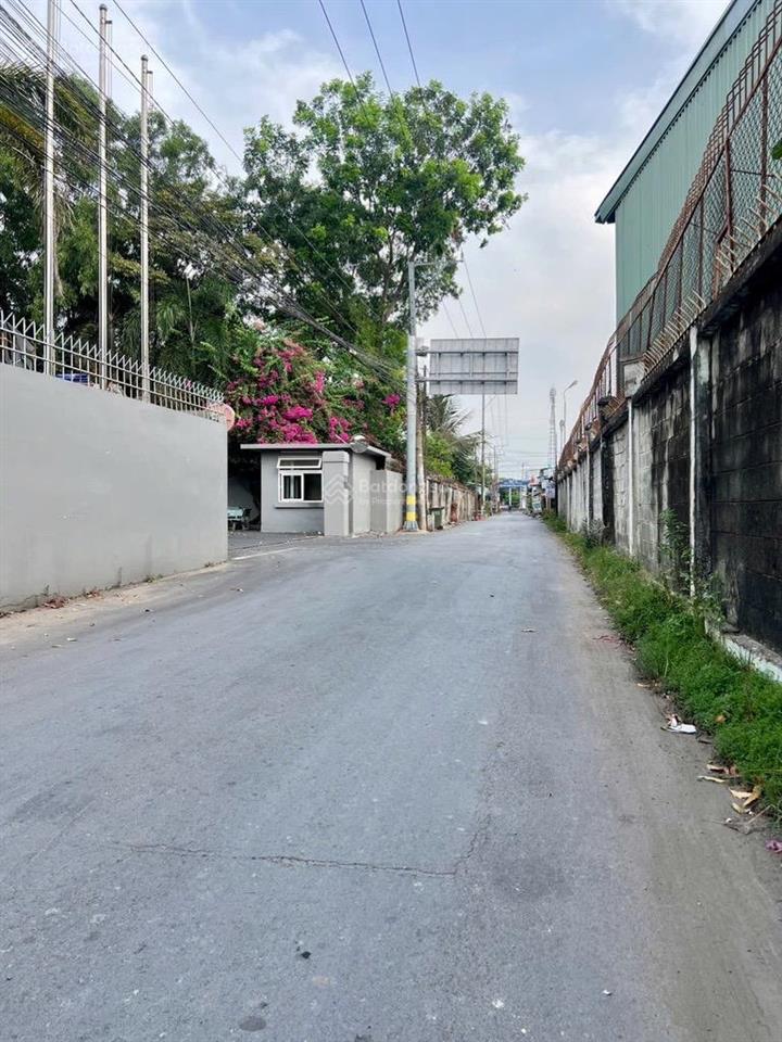 Đất thổ cư (sổ riêng) gần nhà văn hóa  khu vực đông dân cư, ko bị quy hoạch
