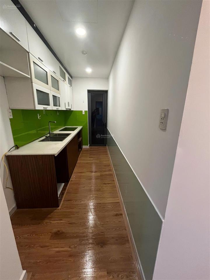 Cho thuê cc gelexia riverside 885 tam trinh hoàng mai 76m, 2pn, đồ cơ bản, 8tr