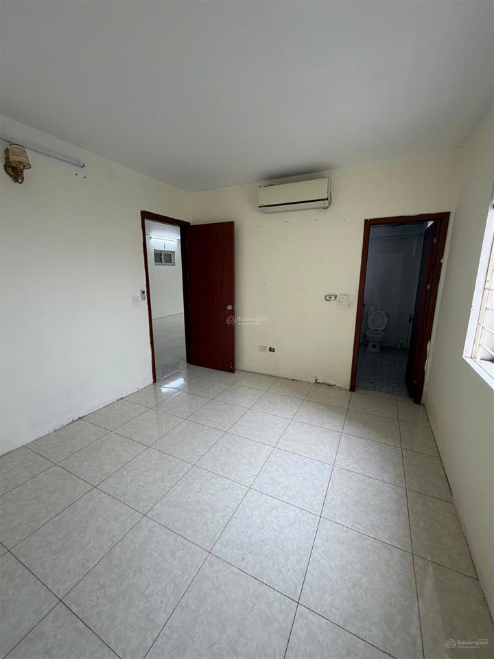 Cho thuê căn hộ chung cư 83 ngọc hồi, hoàng mai, 83m 3pn, gần full đồ 7,5tr, siêu rẻ