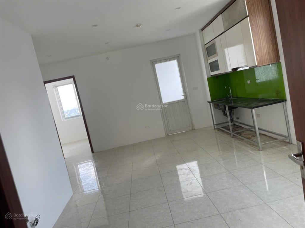 Cho thuê căn hộ chung cư 83 ngọc hồi, hoàng mai, 83m 3pn, gần full đồ 7,5tr, siêu rẻ