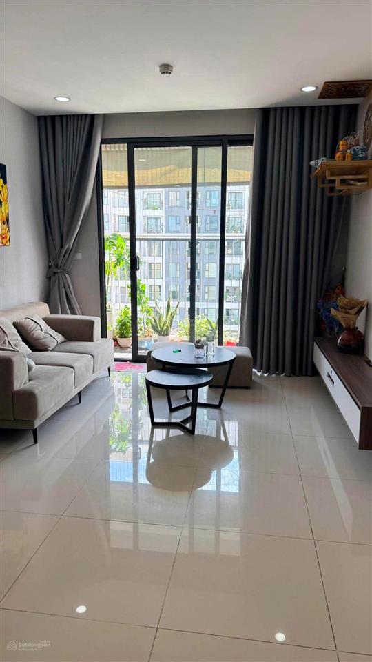 Cho thuê căn hộ rose town 79 ngọc hồi, hoàng mai 71m, 2pn gần full đồ 9,5tr