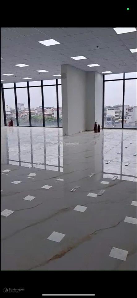 Cho thuê sàn văn phòng rose town 79 ngọc hồi, quận hoàng mai, 220m², giá 40tr