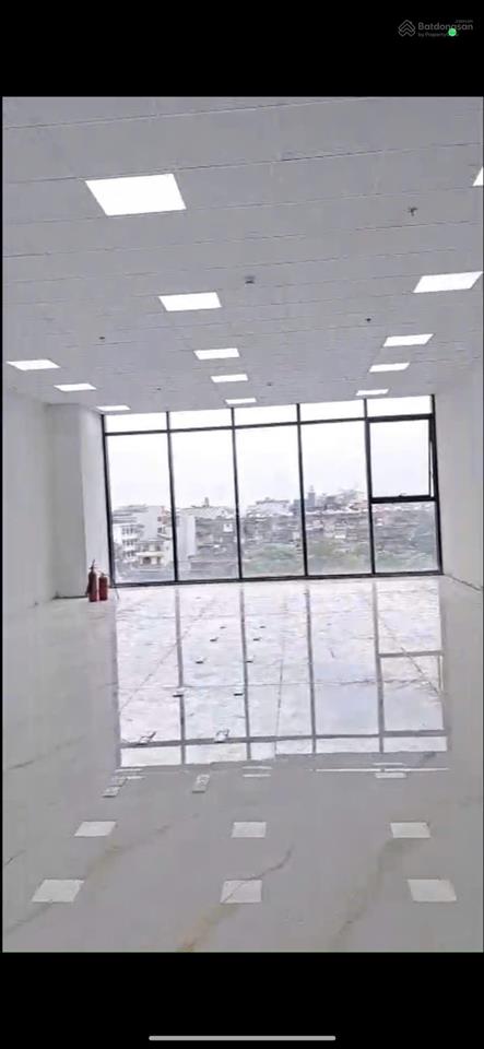 Cho thuê sàn văn phòng rose town 79 ngọc hồi, quận hoàng mai, 220m², giá 40tr