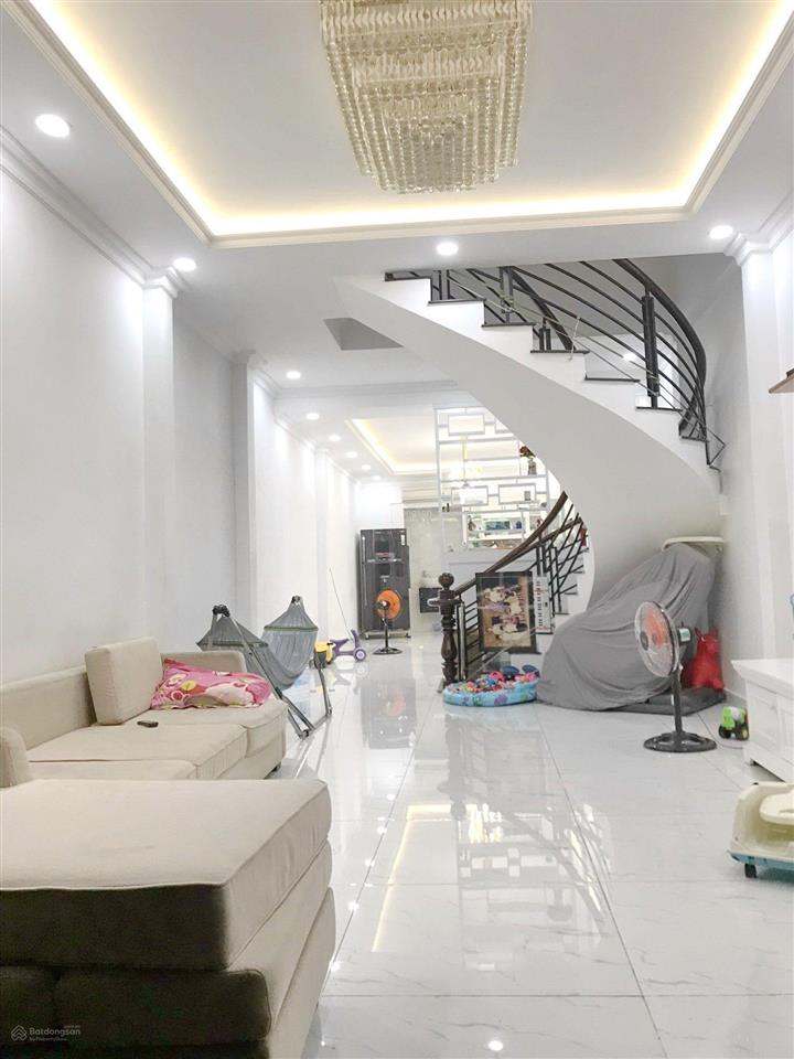 Cho thuê nhà nguyên căn đường số 79, tân quy 5x20m trệt 3 lầu 22tr 0902 428 ***