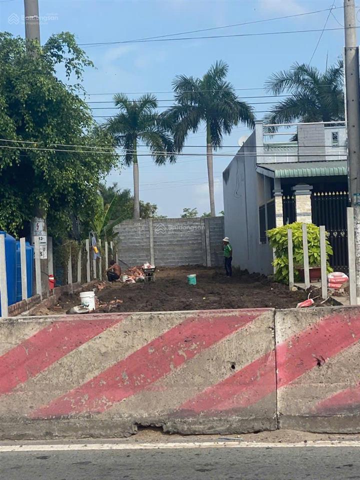 Bán đất tại quốc lộ 1a, nhị thành, thủ thừa, 4 tỷ, 285m2, giá tốt, uy tín