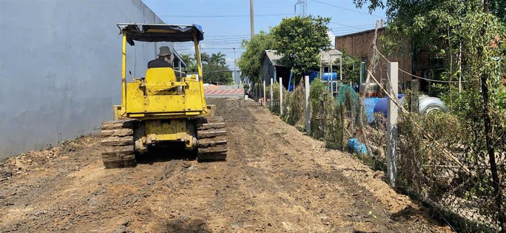 Bán đất tại quốc lộ 1a, nhị thành, thủ thừa, 4 tỷ, 285m2, giá tốt, uy tín