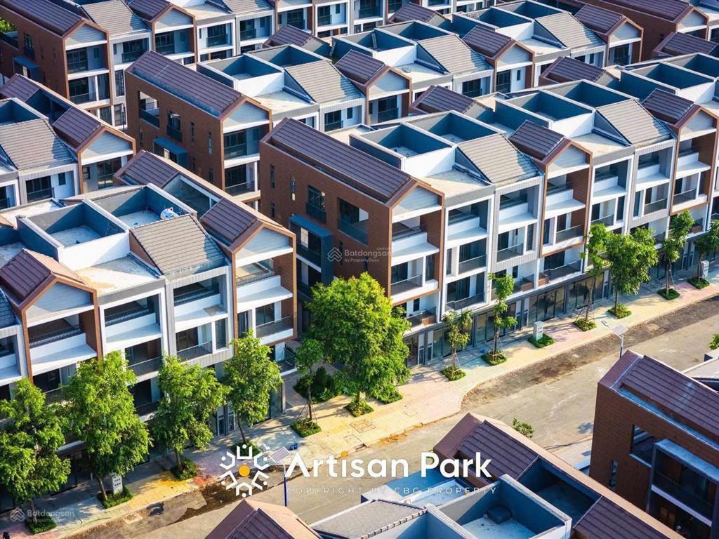 Shophouse thương mại cách nhà ga metro và tttm chỉ 300 mét, nhà sẵn thanh toán dãn 60 tháng