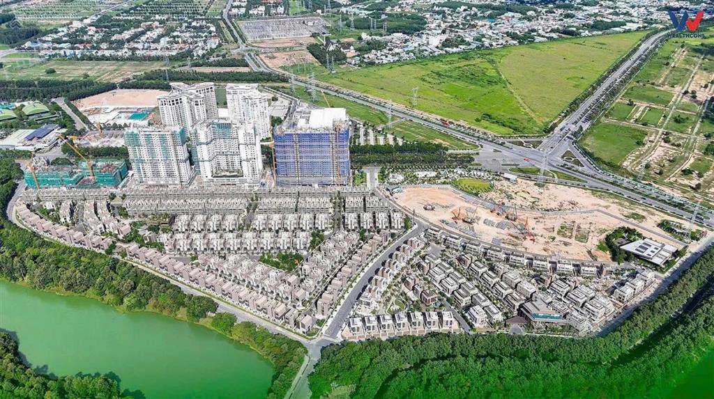 Biệt thự compound đẳng cấp nhất bình dương của capitaland  vị trí hồ công viên và mặt tiền metro