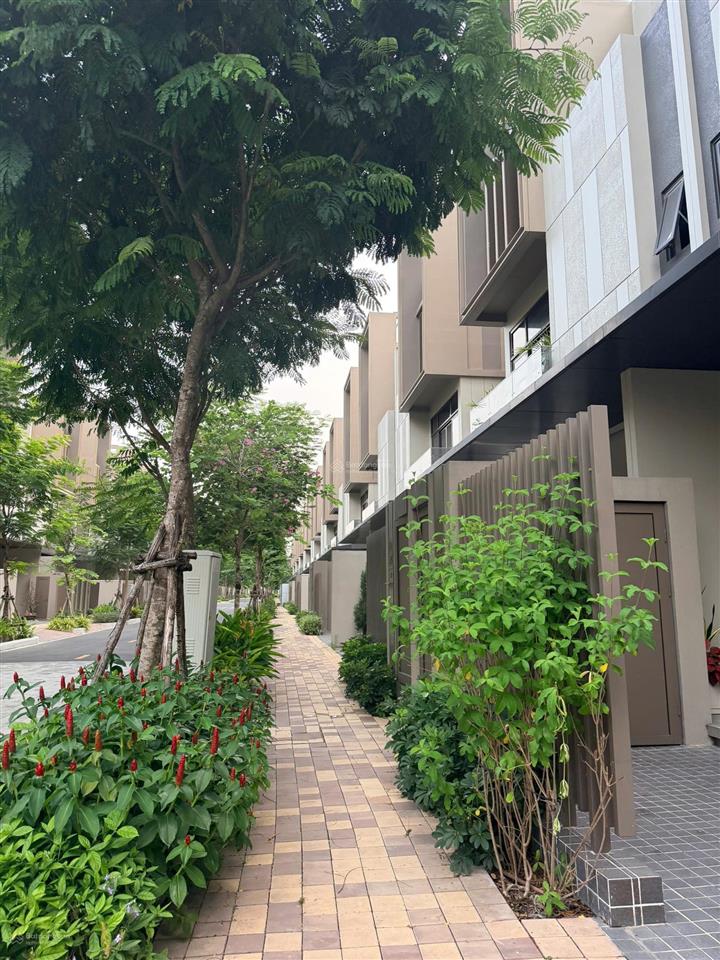 Biệt thự compound đẳng cấp nhất bình dương của capitaland  vị trí hồ công viên và mặt tiền metro