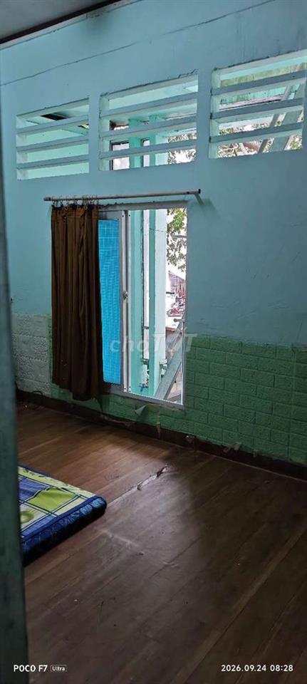 LẦU 1 PHÙ HỢP 1 SV NỮ