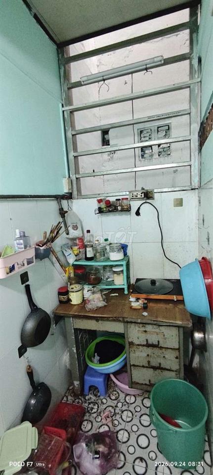 LẦU 1 PHÙ HỢP 1 SV NỮ