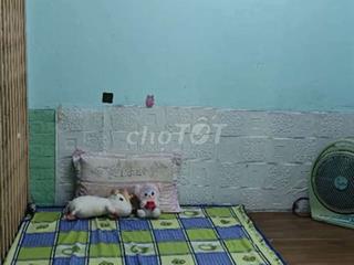 LẦU 1 PHÙ HỢP 1 SV NỮ