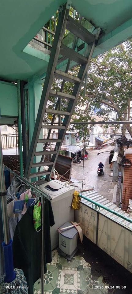 LẦU 1 PHÙ HỢP 1 SV NỮ