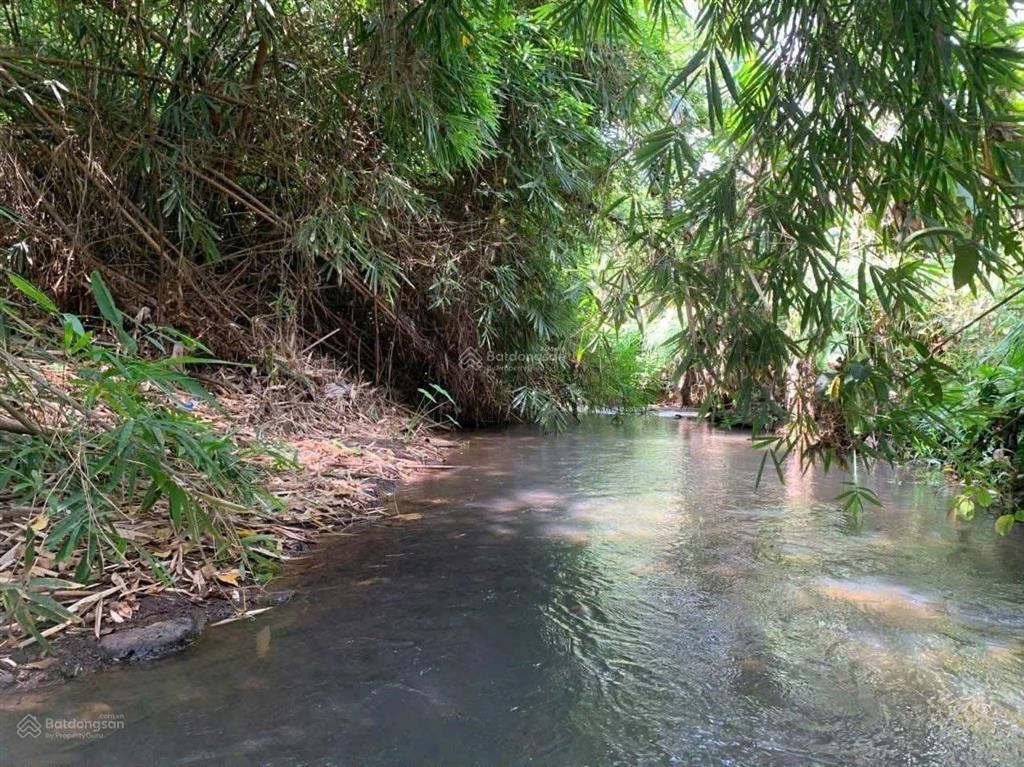 Bán khoảng 2 sào (2000m2) đất xã kim long, tp.hcm. giá 3 tỷ.