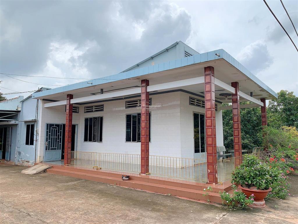 Bán khoảng 2 mẫu (20.258m2) đất phường tân thành, tp.hcm. giá 25 tỷ